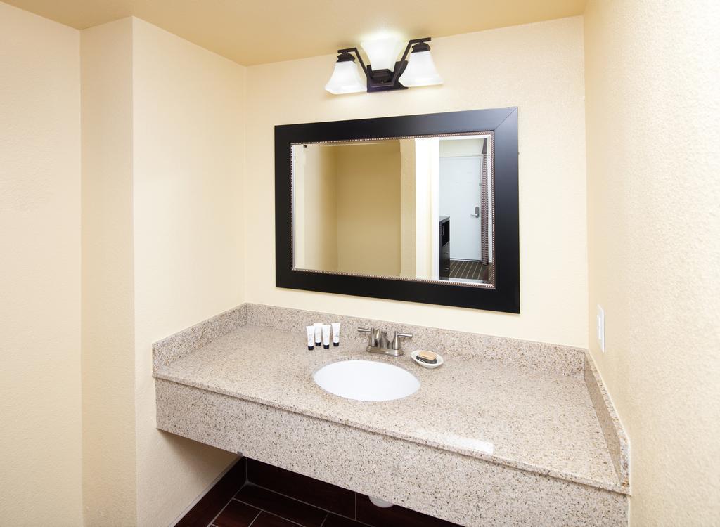 Hotel Red Lion 3*