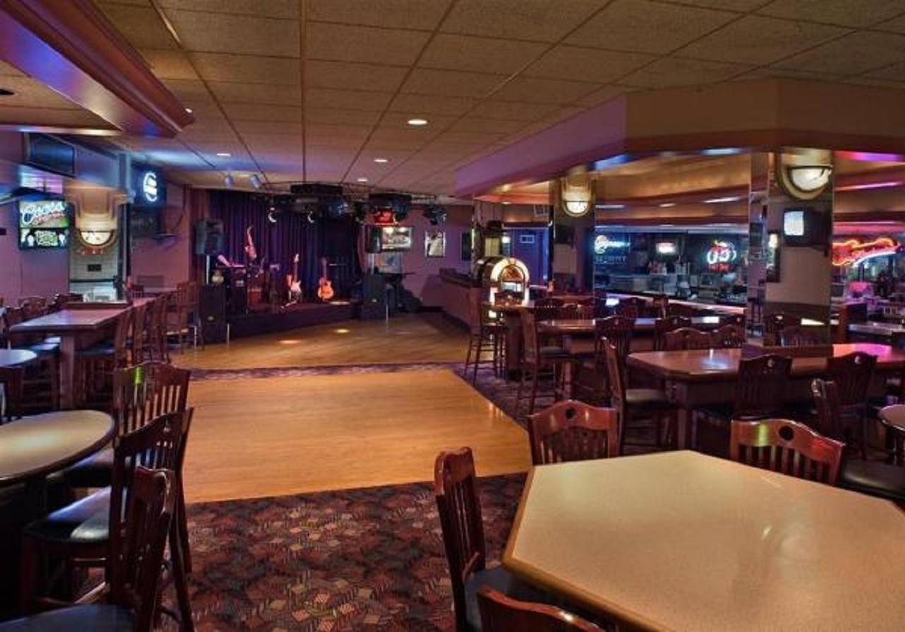 Red Lion Hotel